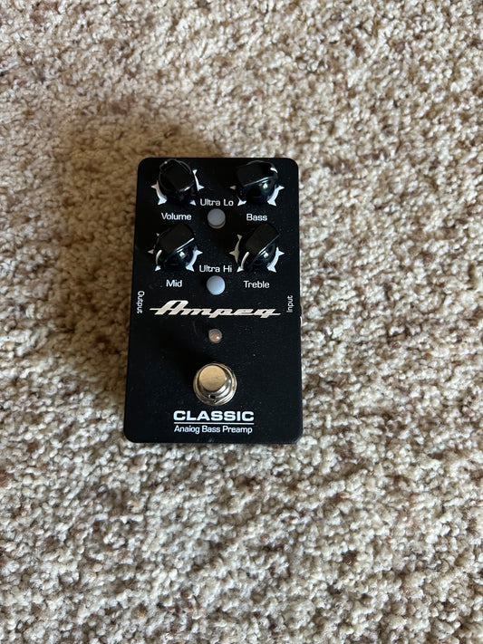 Ampeg Classic Bass Preamp Pedal